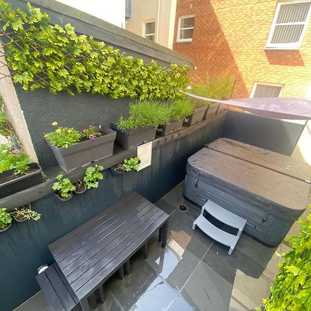 3 The View Apartments Ilfracombe - Hot Tub, Parking, Lift, Ev Экстерьер фото