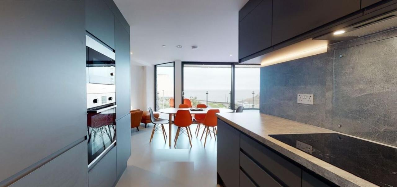 3 The View Apartments Ilfracombe - Hot Tub, Parking, Lift, Ev Экстерьер фото