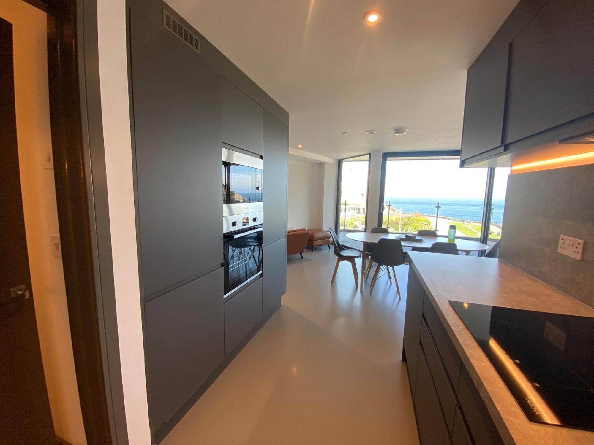 3 The View Apartments Ilfracombe - Hot Tub, Parking, Lift, Ev Экстерьер фото