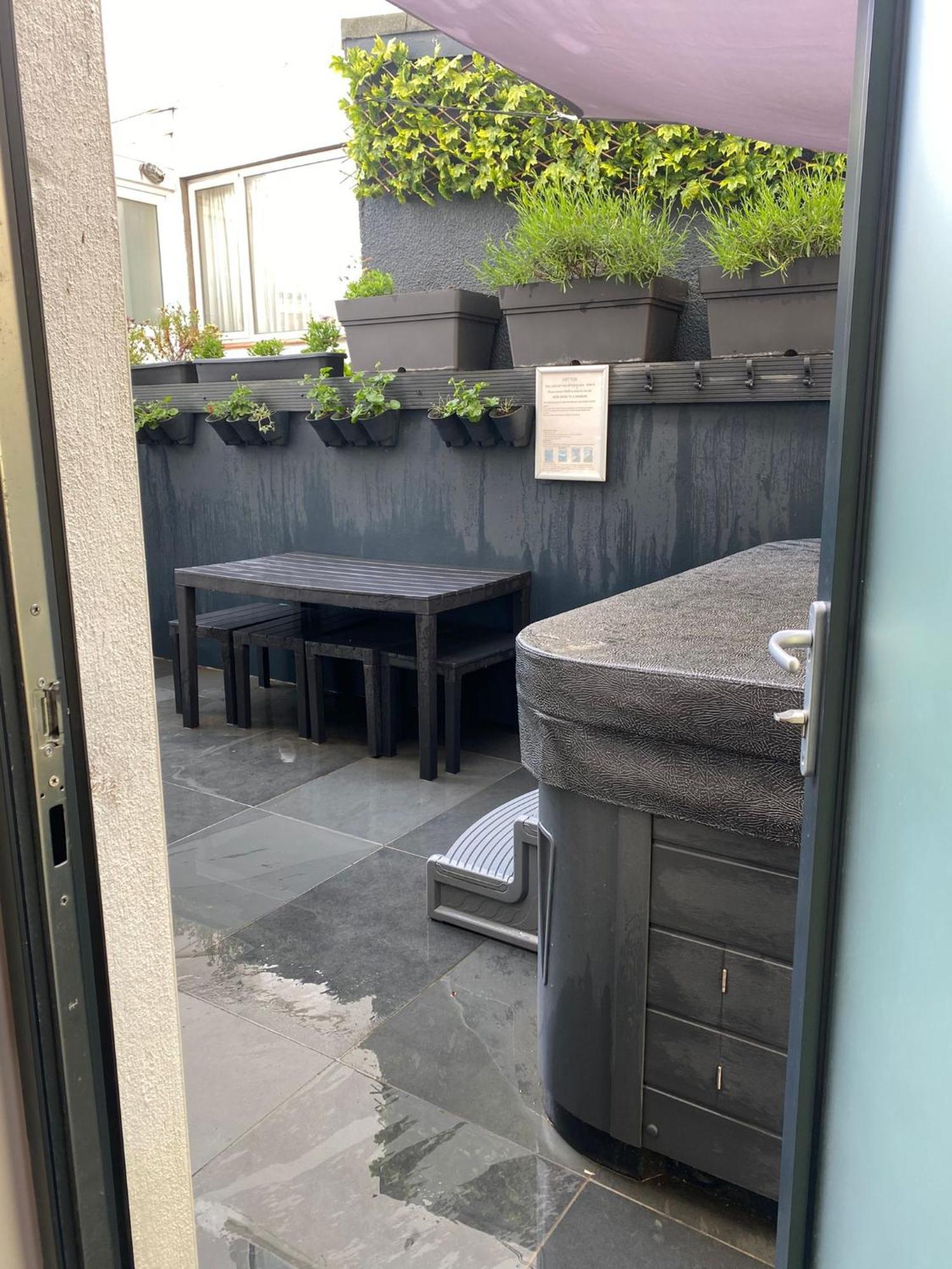 3 The View Apartments Ilfracombe - Hot Tub, Parking, Lift, Ev Экстерьер фото