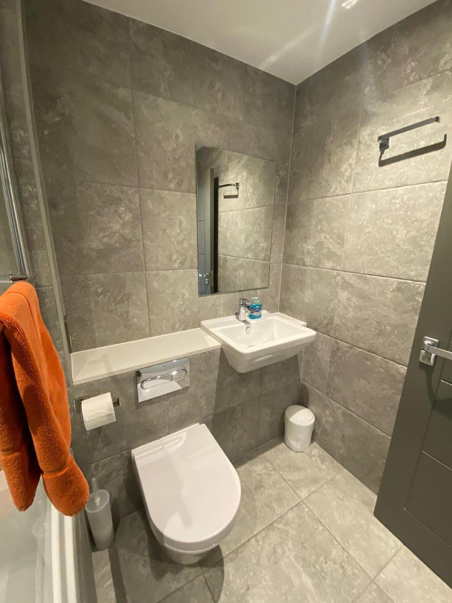 3 The View Apartments Ilfracombe - Hot Tub, Parking, Lift, Ev Экстерьер фото
