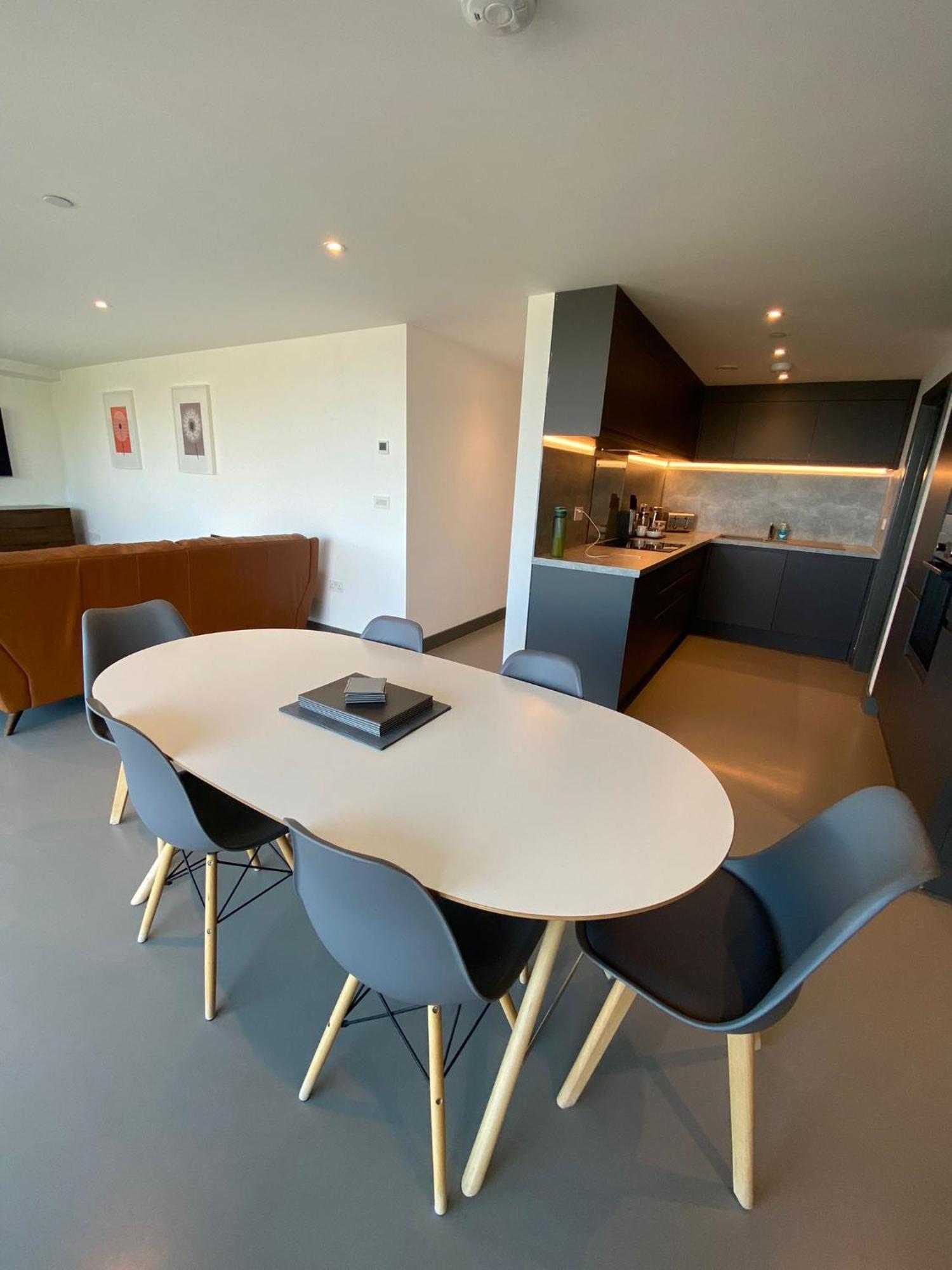 3 The View Apartments Ilfracombe - Hot Tub, Parking, Lift, Ev Экстерьер фото